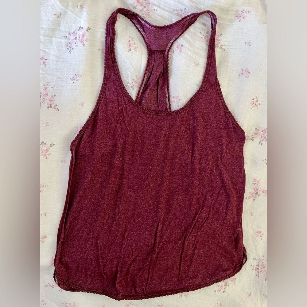 Lululemon cranberry tank top medium